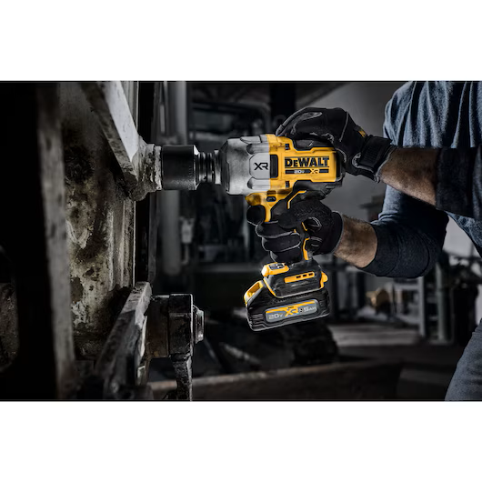 20V MAX* XR® Brushless Cordless 3/4 In. High Torque Impact Wrench with Hog Ring Anvil (Tool Only) - DCF964B
