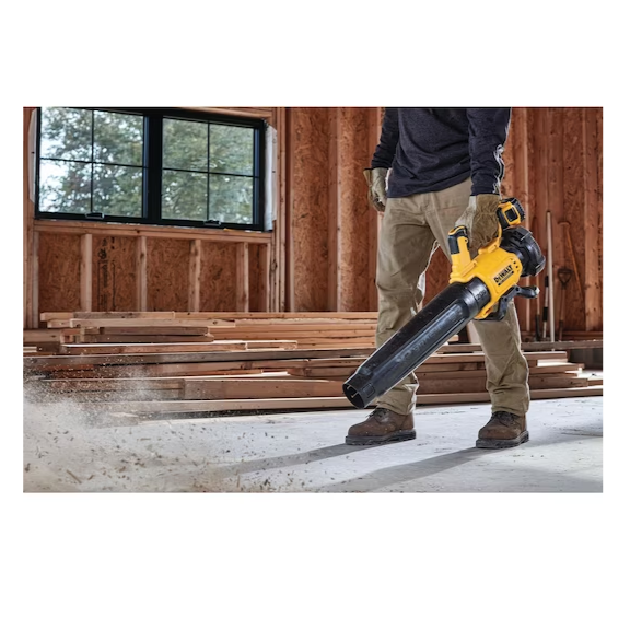 DeWalt 20V MAX* XR® Brushless Cordless Handheld Blower (Tool Only) - DCBL722B